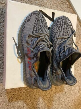 Yeezy Boost 350 V2 Grey Knit Sneakers with Red Accent